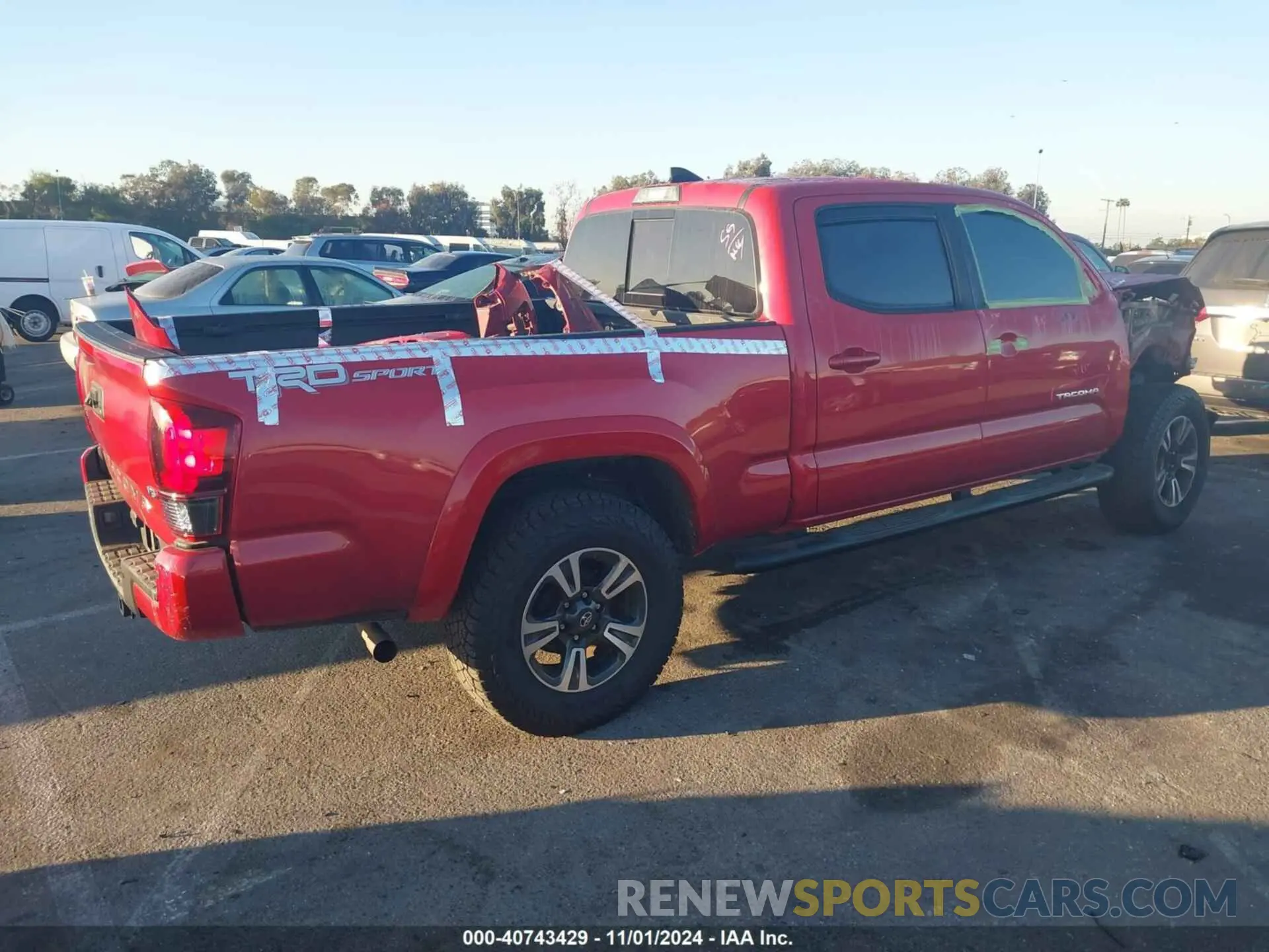 4 fotografías del automóvil dañado 3TMBZ5DN5KM020391 TOYOTA TACOMA 2019