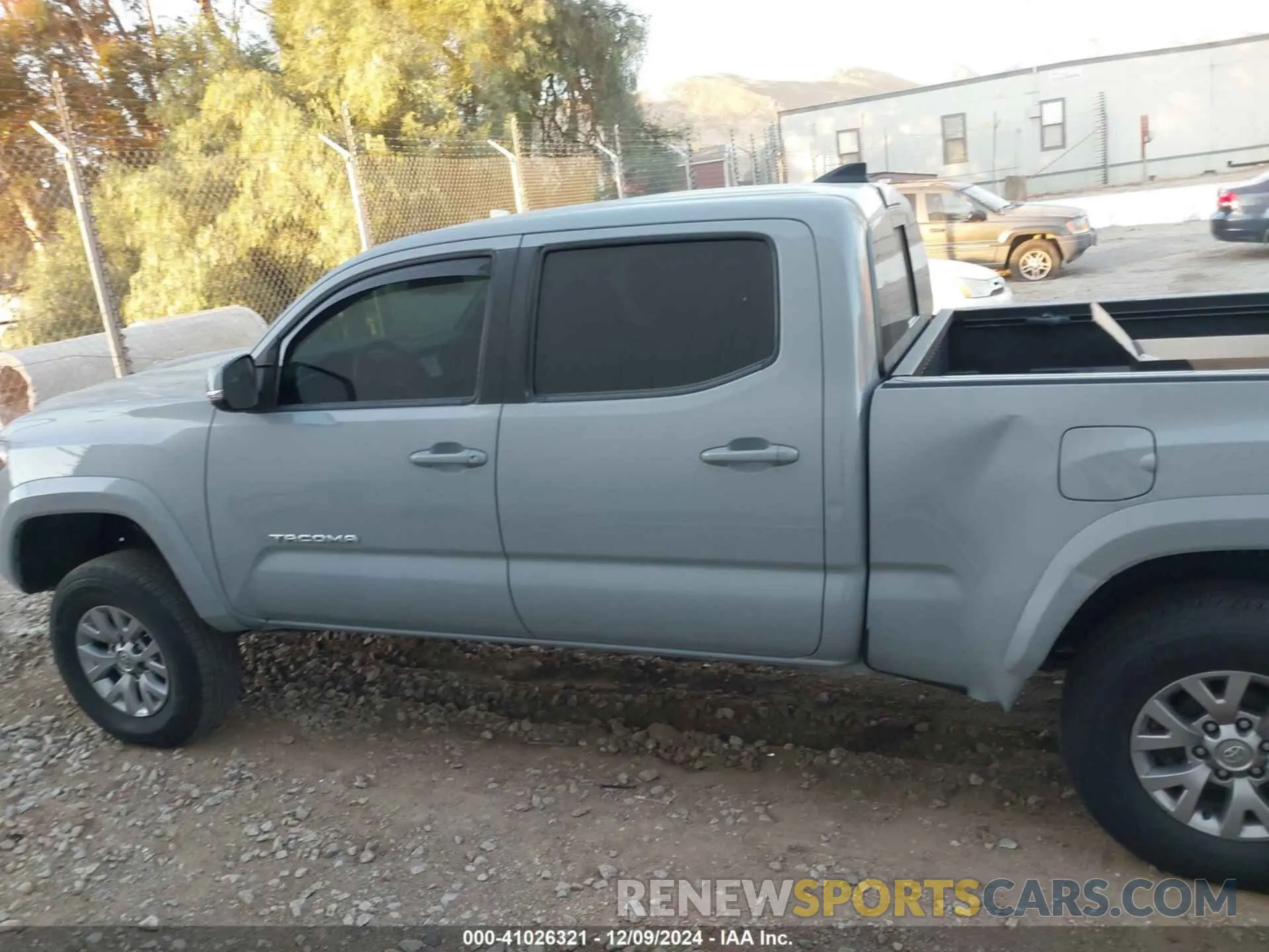 14 fotografías del automóvil dañado 3TMBZ5DN6KM019346 TOYOTA TACOMA 2019