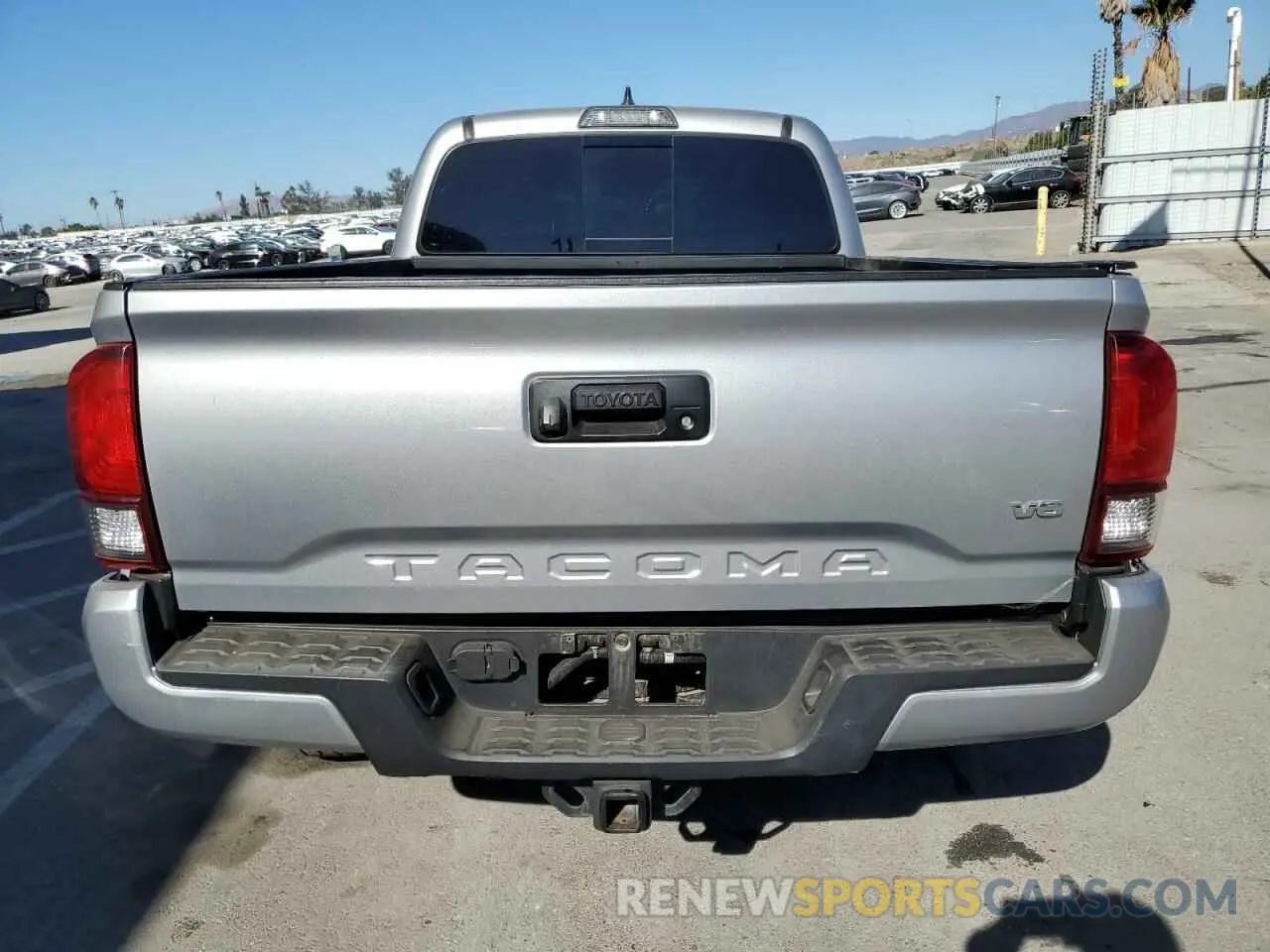 6 fotografías del automóvil dañado 3TMBZ5DN6KM020934 TOYOTA TACOMA 2019