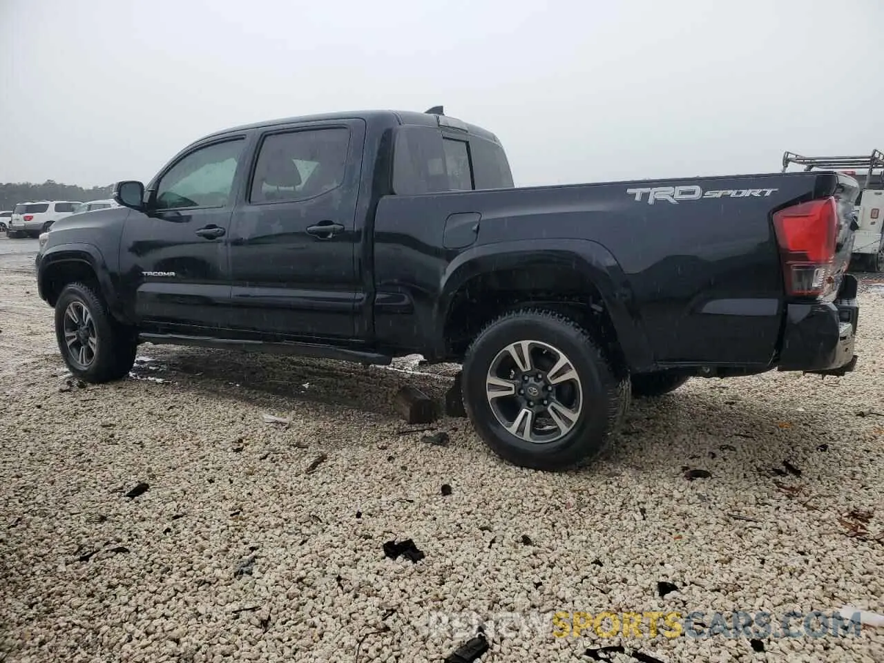 2 fotografías del automóvil dañado 3TMBZ5DN9KM022807 TOYOTA TACOMA 2019