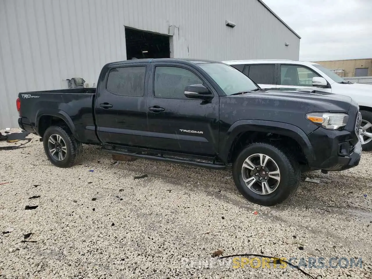 4 fotografías del automóvil dañado 3TMBZ5DN9KM022807 TOYOTA TACOMA 2019