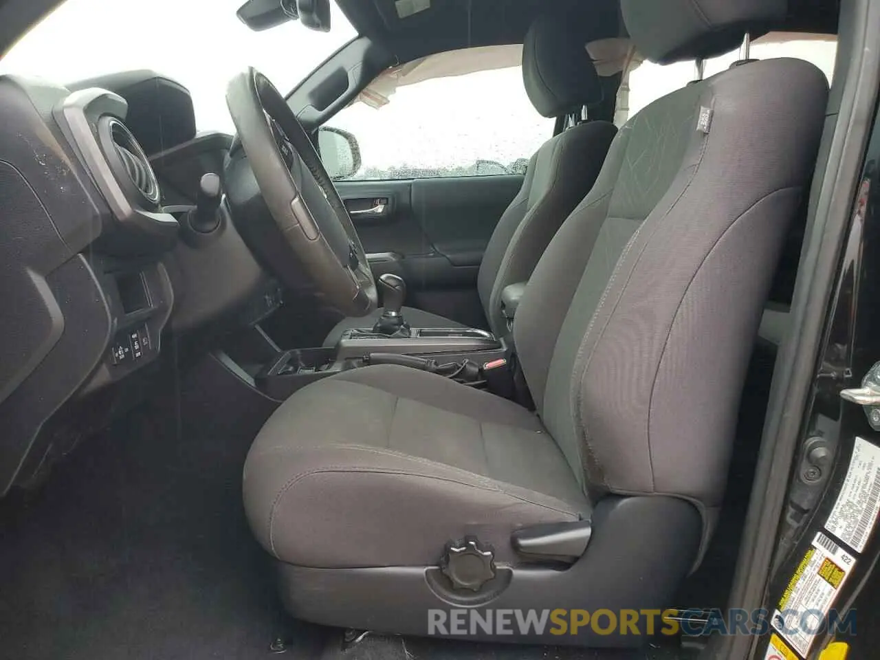 7 fotografías del automóvil dañado 3TMBZ5DN9KM022807 TOYOTA TACOMA 2019