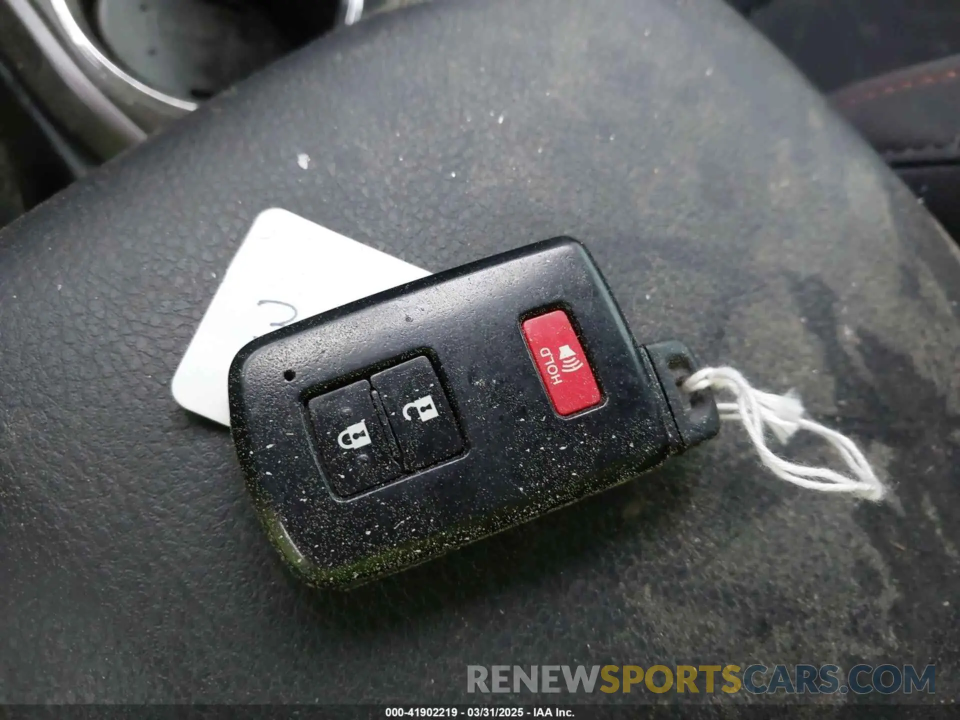 11 fotografías del automóvil dañado 3TMBZ5DNXKM019818 TOYOTA TACOMA 2019