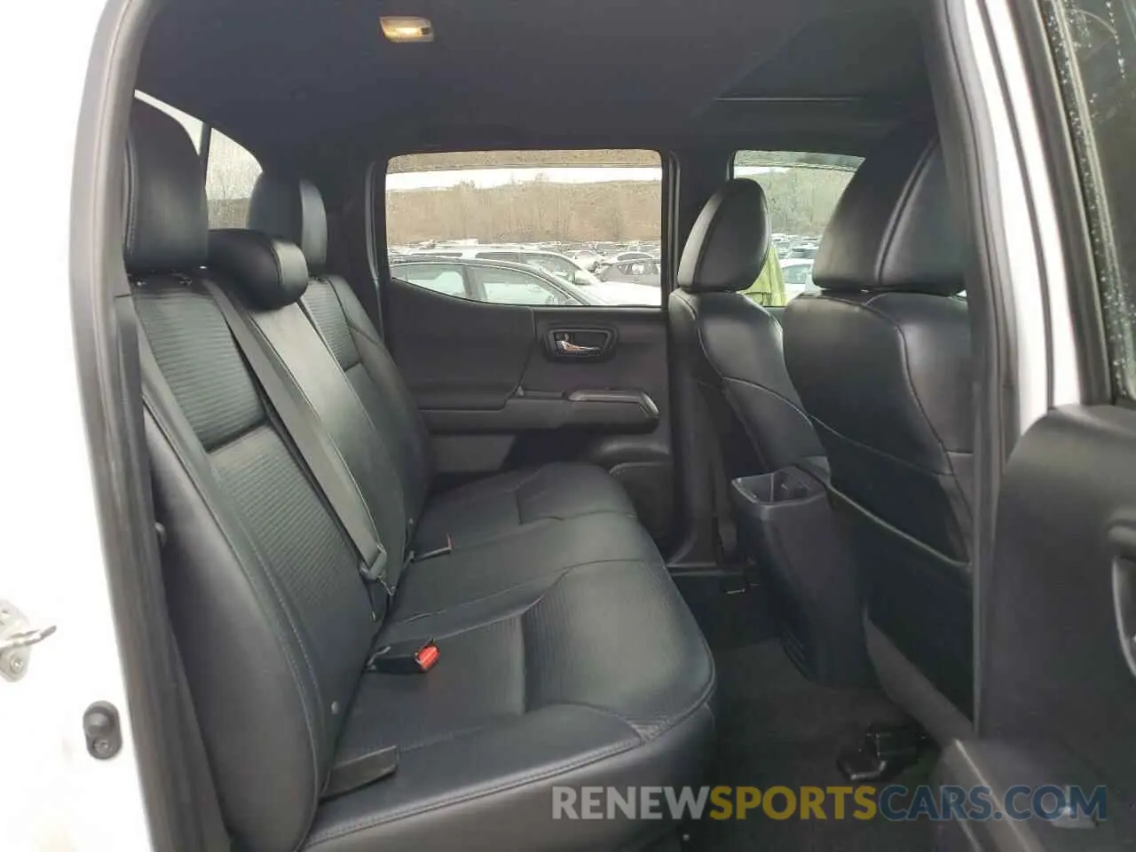 10 fotografías del automóvil dañado 3TMCZ5AN0KM207255 TOYOTA TACOMA 2019
