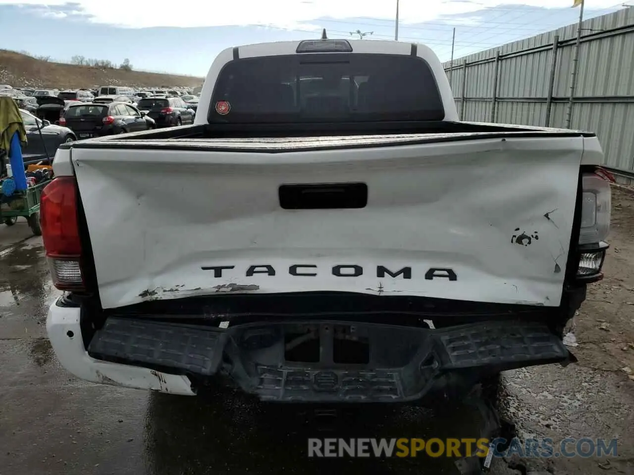 6 fotografías del automóvil dañado 3TMCZ5AN0KM207255 TOYOTA TACOMA 2019