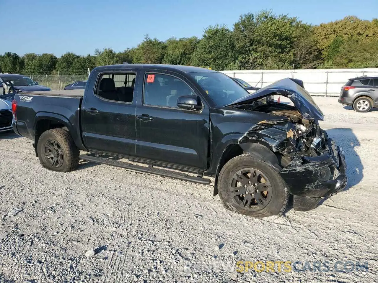 4 fotografías del automóvil dañado 3TMCZ5AN0KM209278 TOYOTA TACOMA 2019