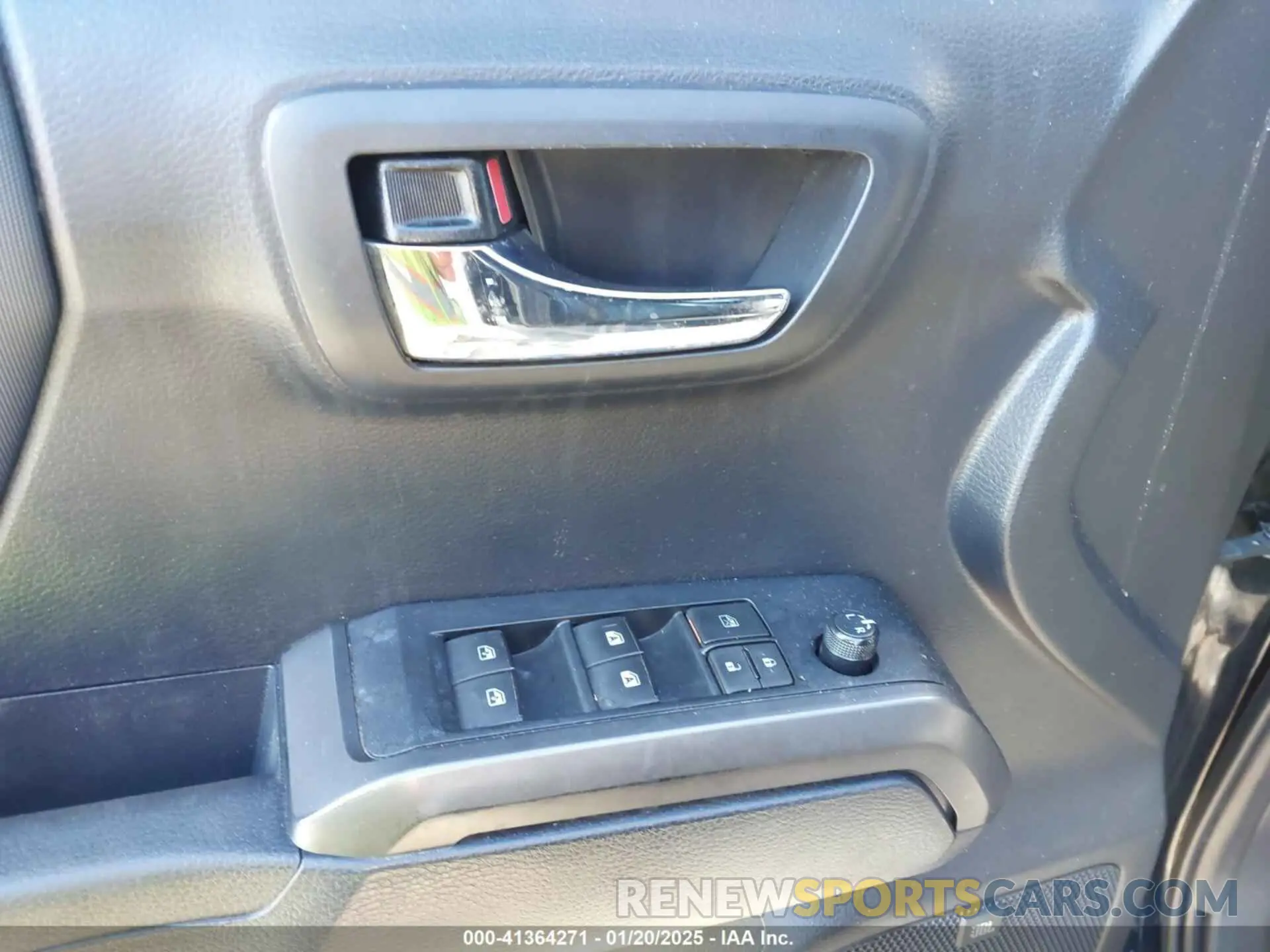 19 fotografías del automóvil dañado 3TMCZ5AN0KM212455 TOYOTA TACOMA 2019