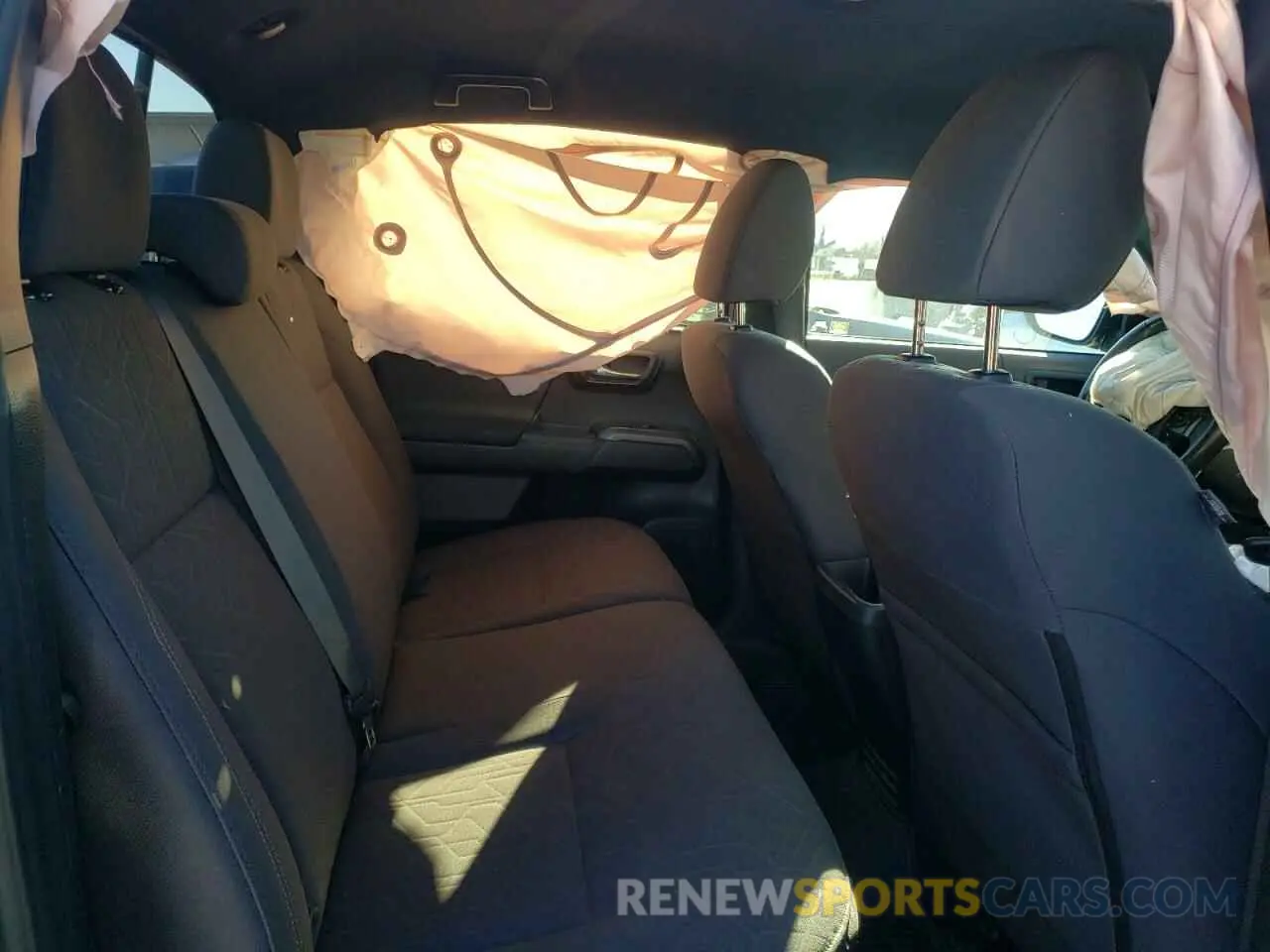 10 fotografías del automóvil dañado 3TMCZ5AN0KM217591 TOYOTA TACOMA 2019