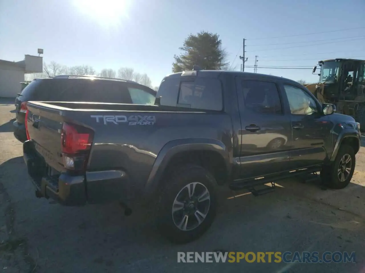 3 fotografías del automóvil dañado 3TMCZ5AN0KM217591 TOYOTA TACOMA 2019