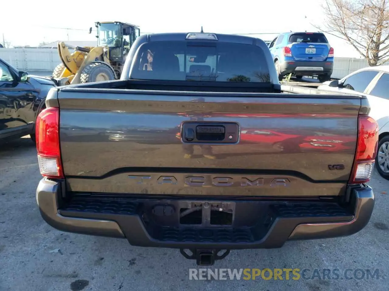 6 fotografías del automóvil dañado 3TMCZ5AN0KM217591 TOYOTA TACOMA 2019