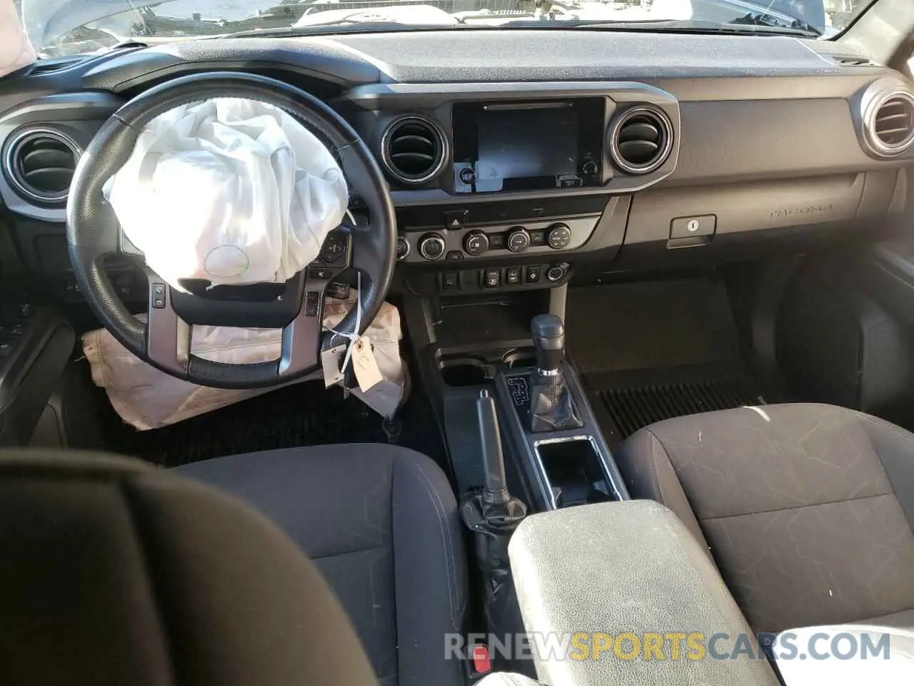 8 fotografías del automóvil dañado 3TMCZ5AN0KM217591 TOYOTA TACOMA 2019