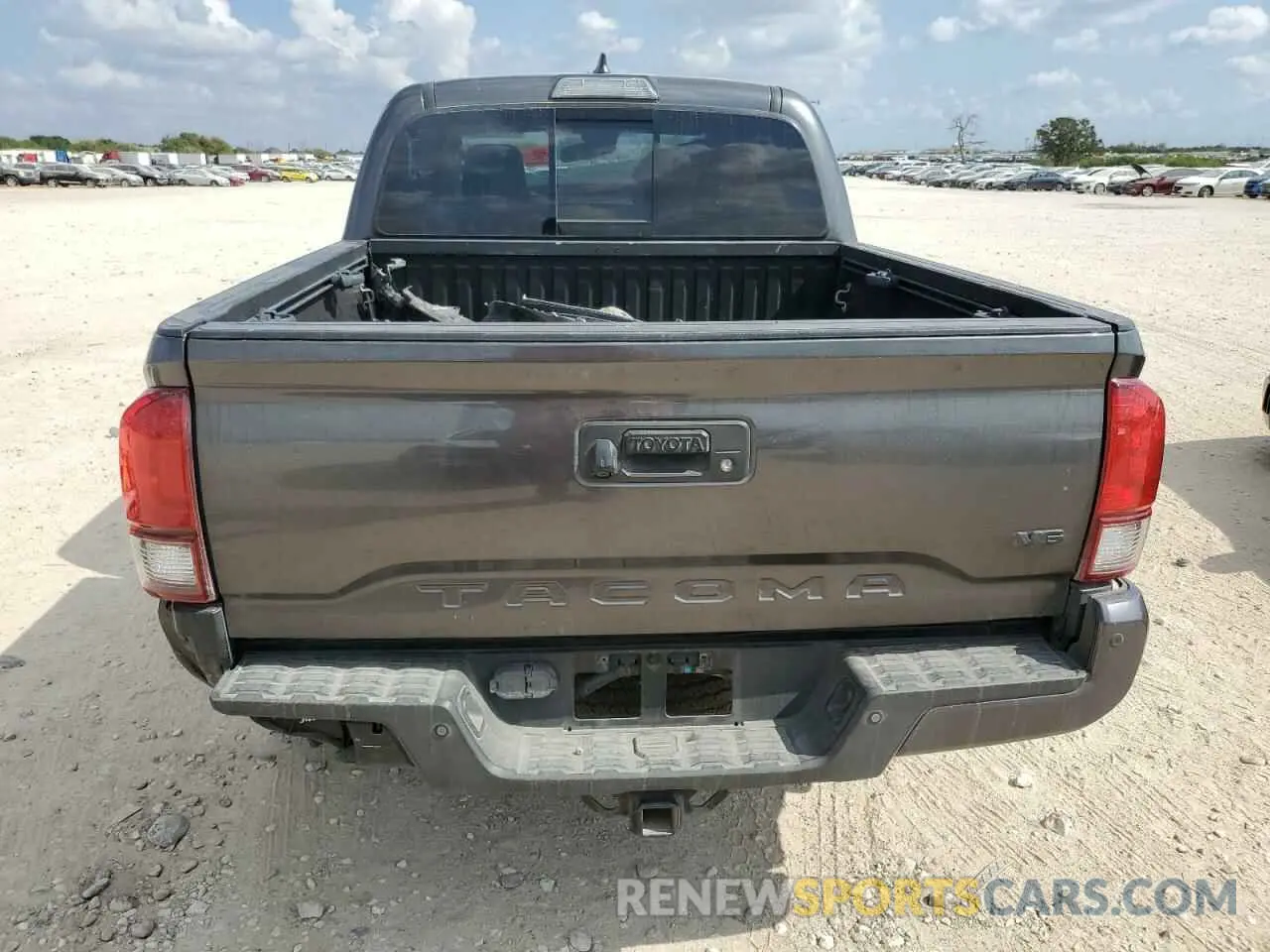 6 fotografías del automóvil dañado 3TMCZ5AN0KM222287 TOYOTA TACOMA 2019