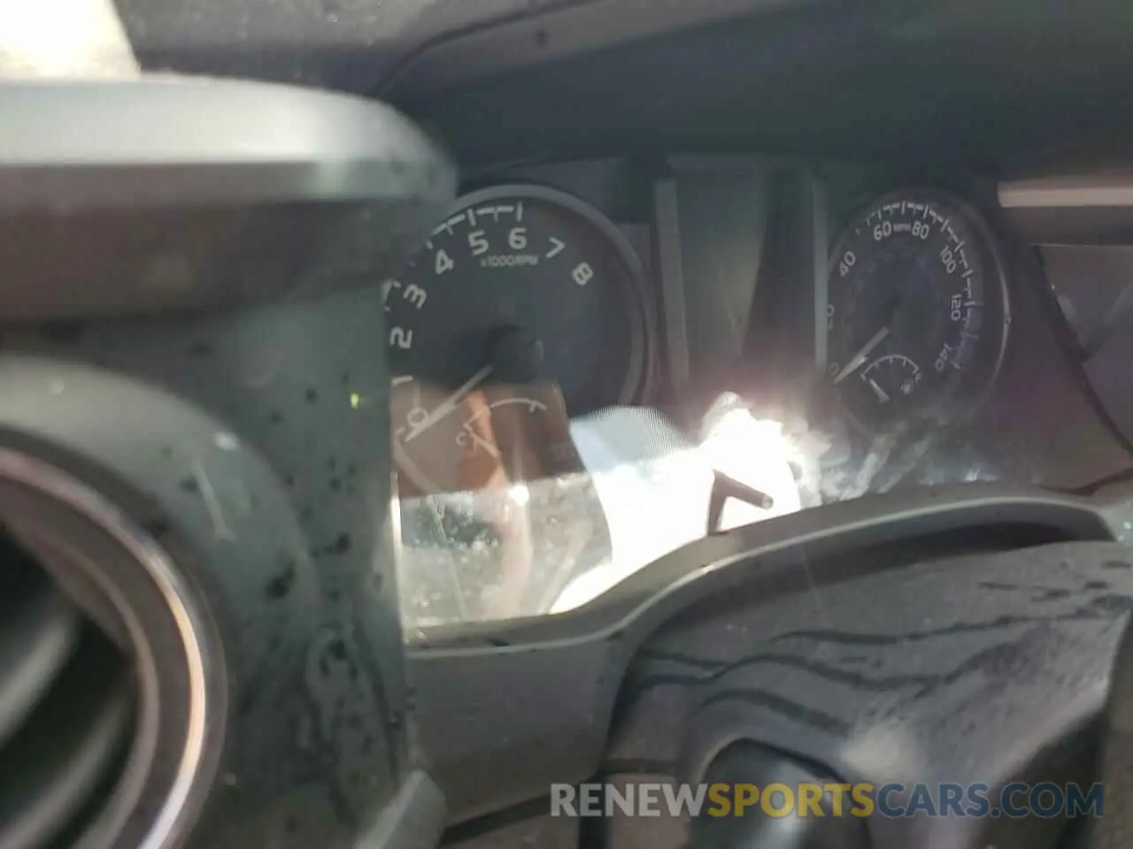 9 fotografías del automóvil dañado 3TMCZ5AN0KM222287 TOYOTA TACOMA 2019