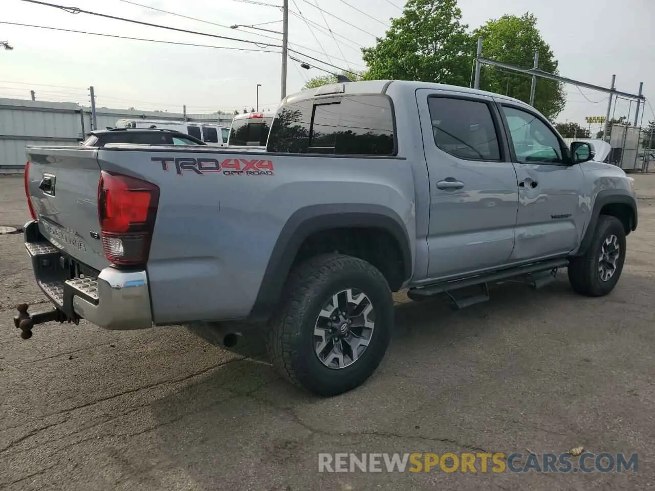 3 fotografías del automóvil dañado 3TMCZ5AN0KM227229 TOYOTA TACOMA 2019