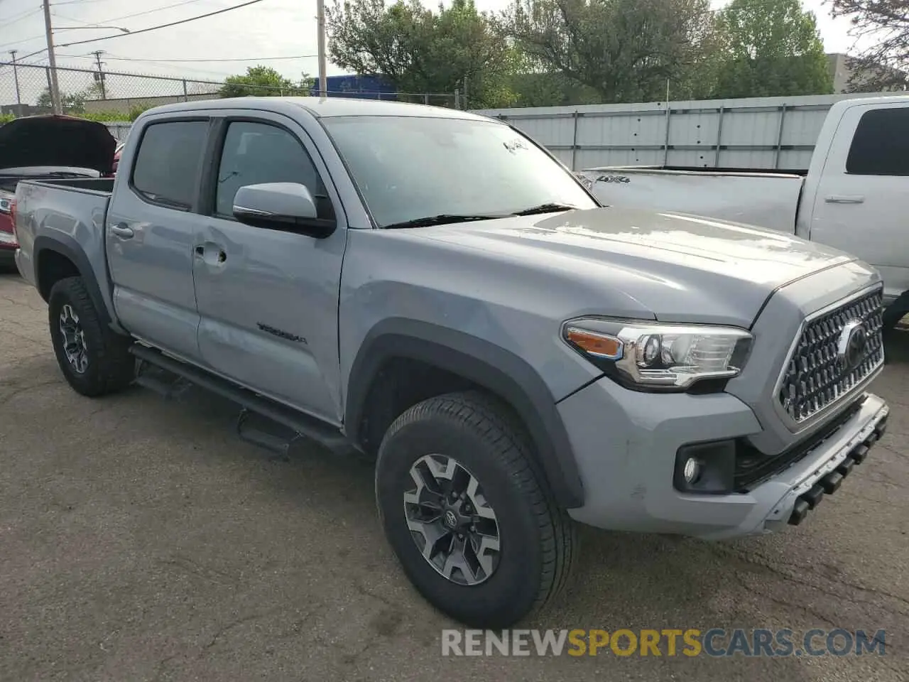 4 fotografías del automóvil dañado 3TMCZ5AN0KM227229 TOYOTA TACOMA 2019