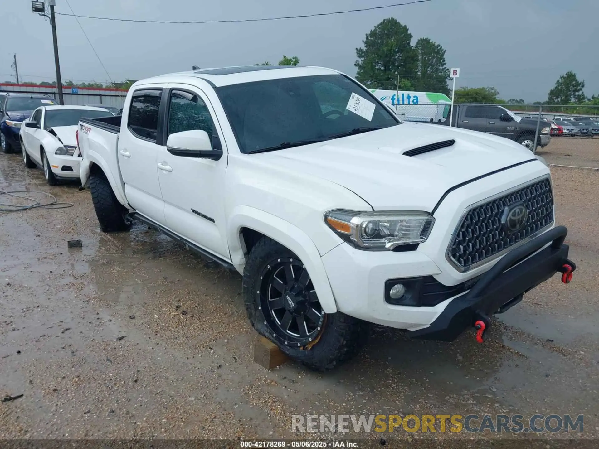 1 fotografías del automóvil dañado 3TMCZ5AN0KM232852 TOYOTA TACOMA 2019