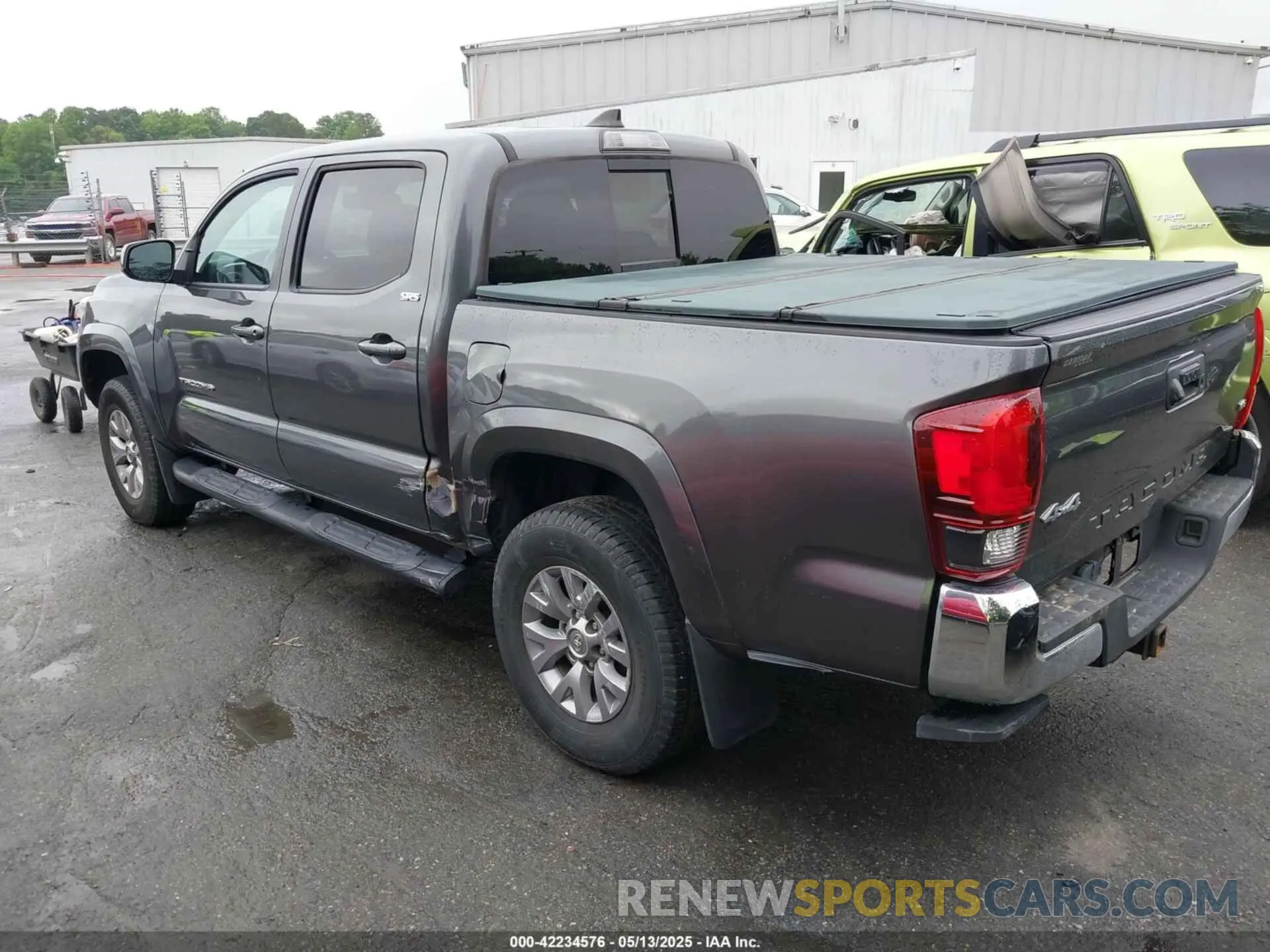 3 fotografías del automóvil dañado 3TMCZ5AN0KM242359 TOYOTA TACOMA 2019