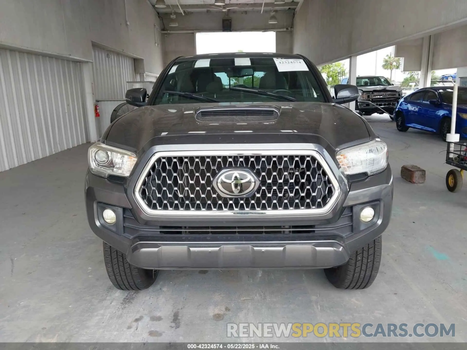 12 fotografías del automóvil dañado 3TMCZ5AN0KM248419 TOYOTA TACOMA 2019