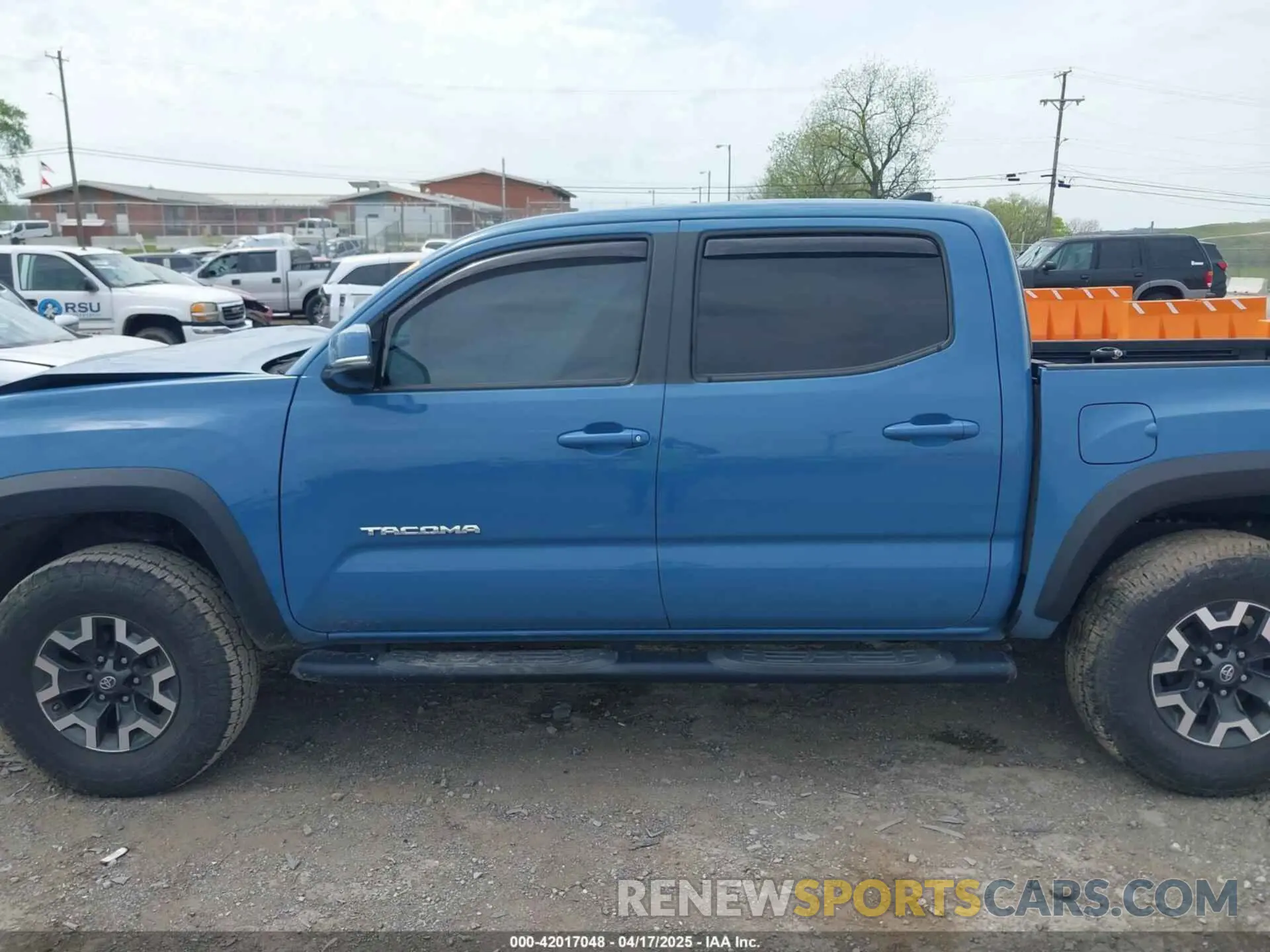 15 fotografías del automóvil dañado 3TMCZ5AN0KM260201 TOYOTA TACOMA 2019