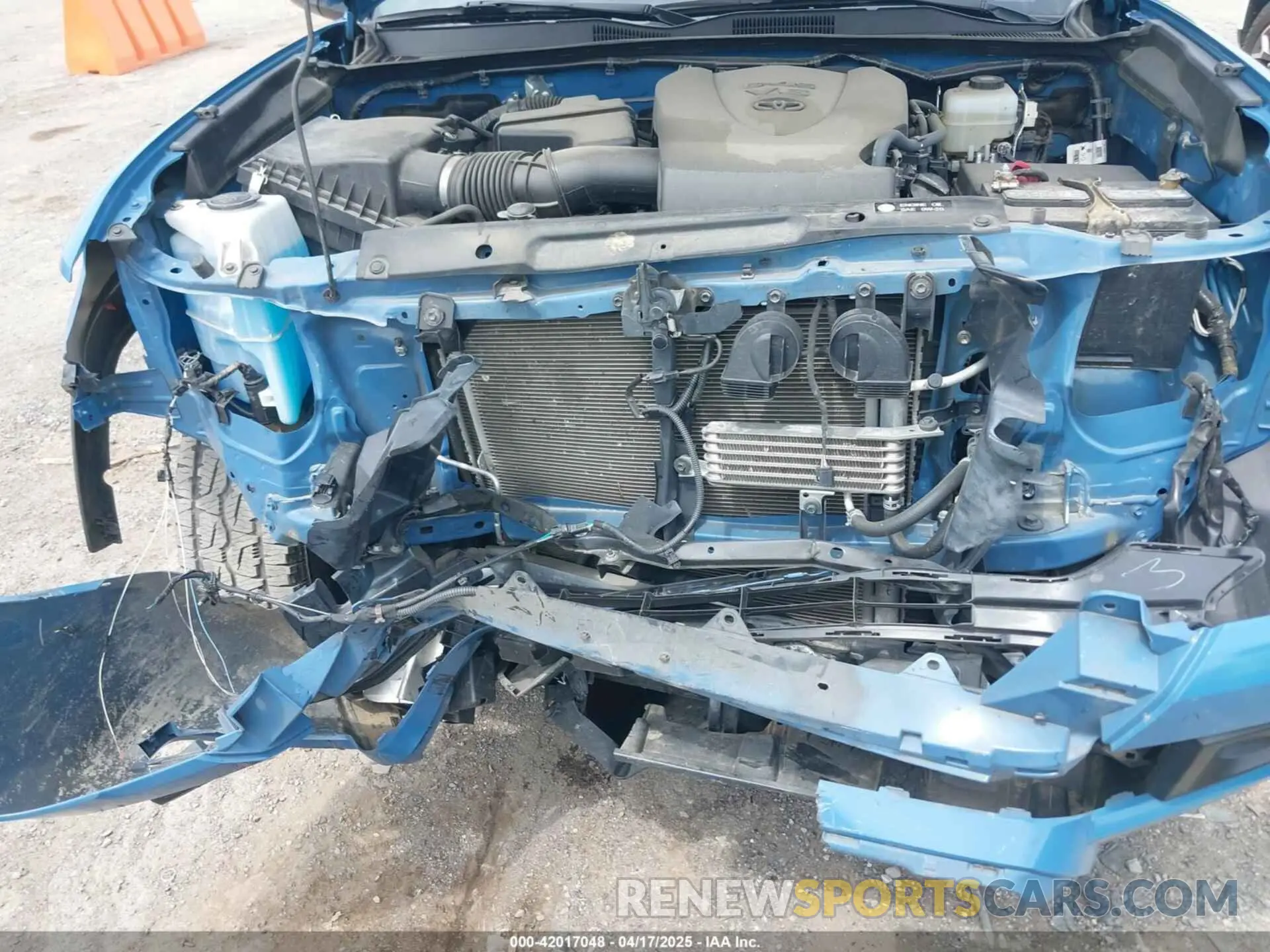 6 fotografías del automóvil dañado 3TMCZ5AN0KM260201 TOYOTA TACOMA 2019