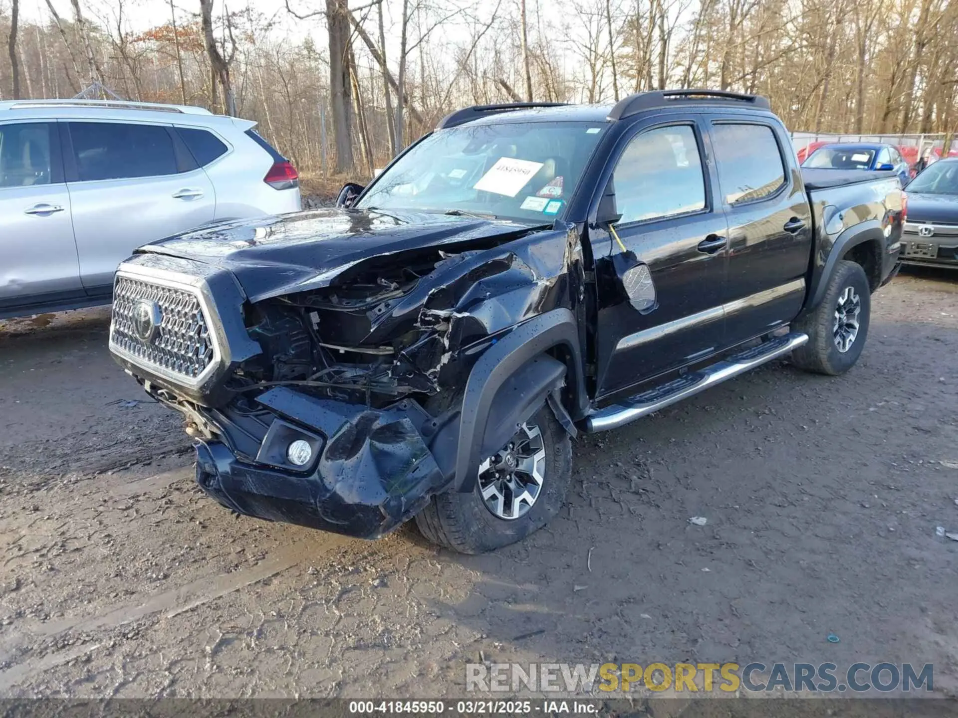 2 fotografías del automóvil dañado 3TMCZ5AN0KM261364 TOYOTA TACOMA 2019