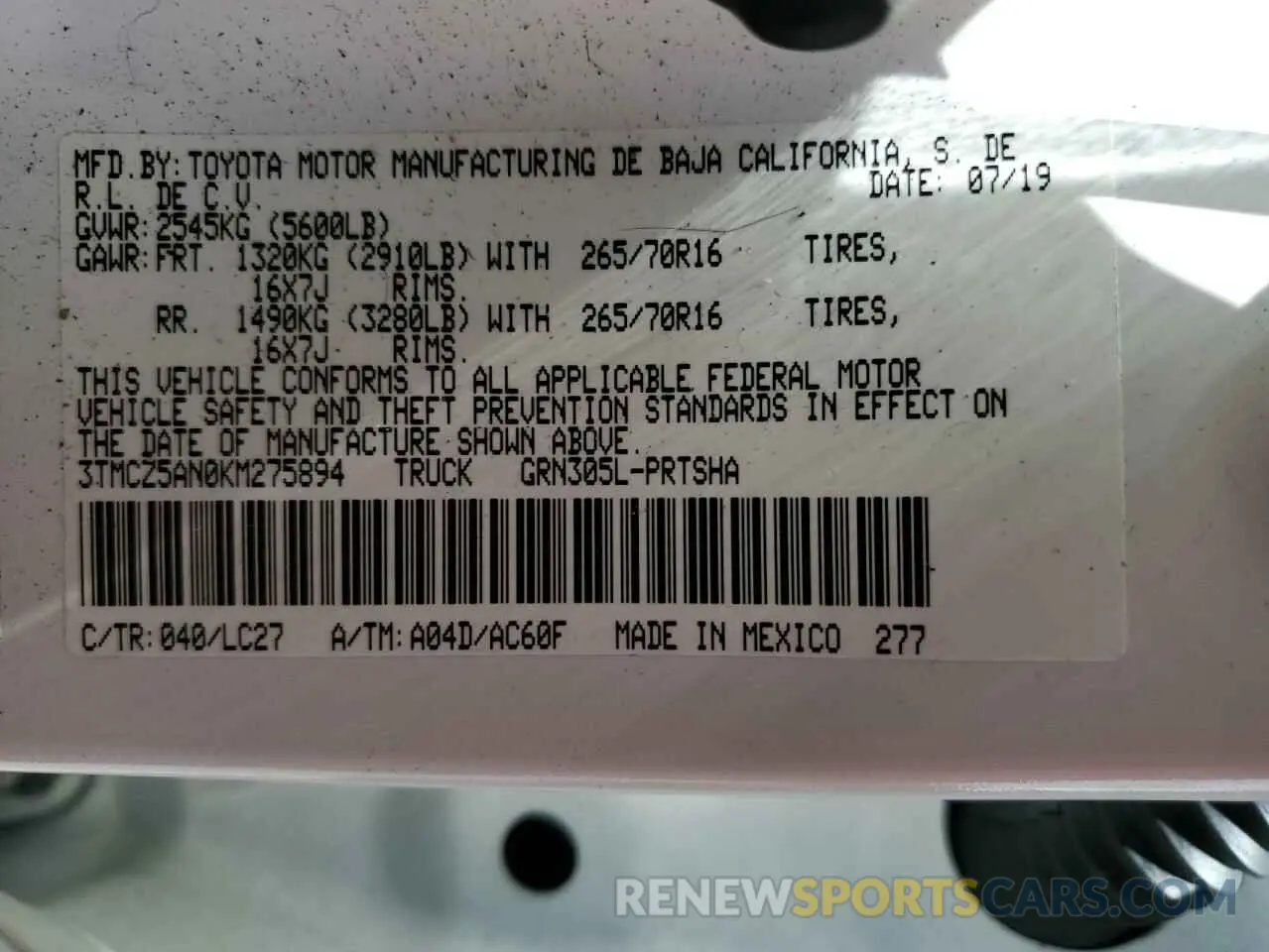 12 fotografías del automóvil dañado 3TMCZ5AN0KM275894 TOYOTA TACOMA 2019