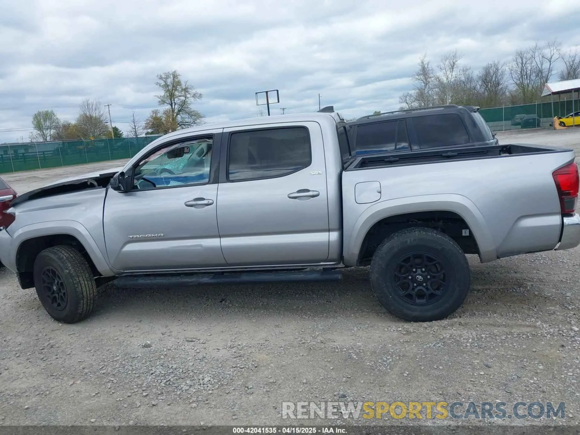14 fotografías del automóvil dañado 3TMCZ5AN0KM280271 TOYOTA TACOMA 2019