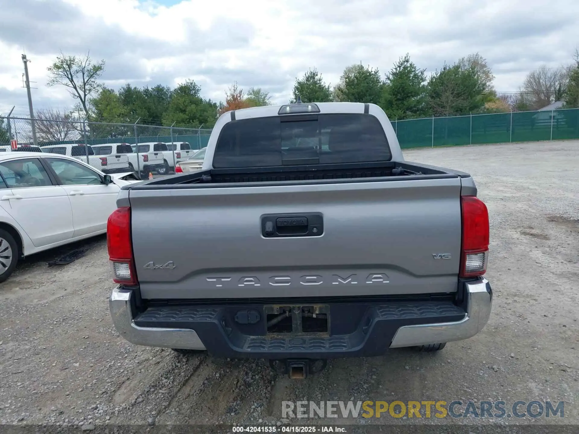 16 fotografías del automóvil dañado 3TMCZ5AN0KM280271 TOYOTA TACOMA 2019