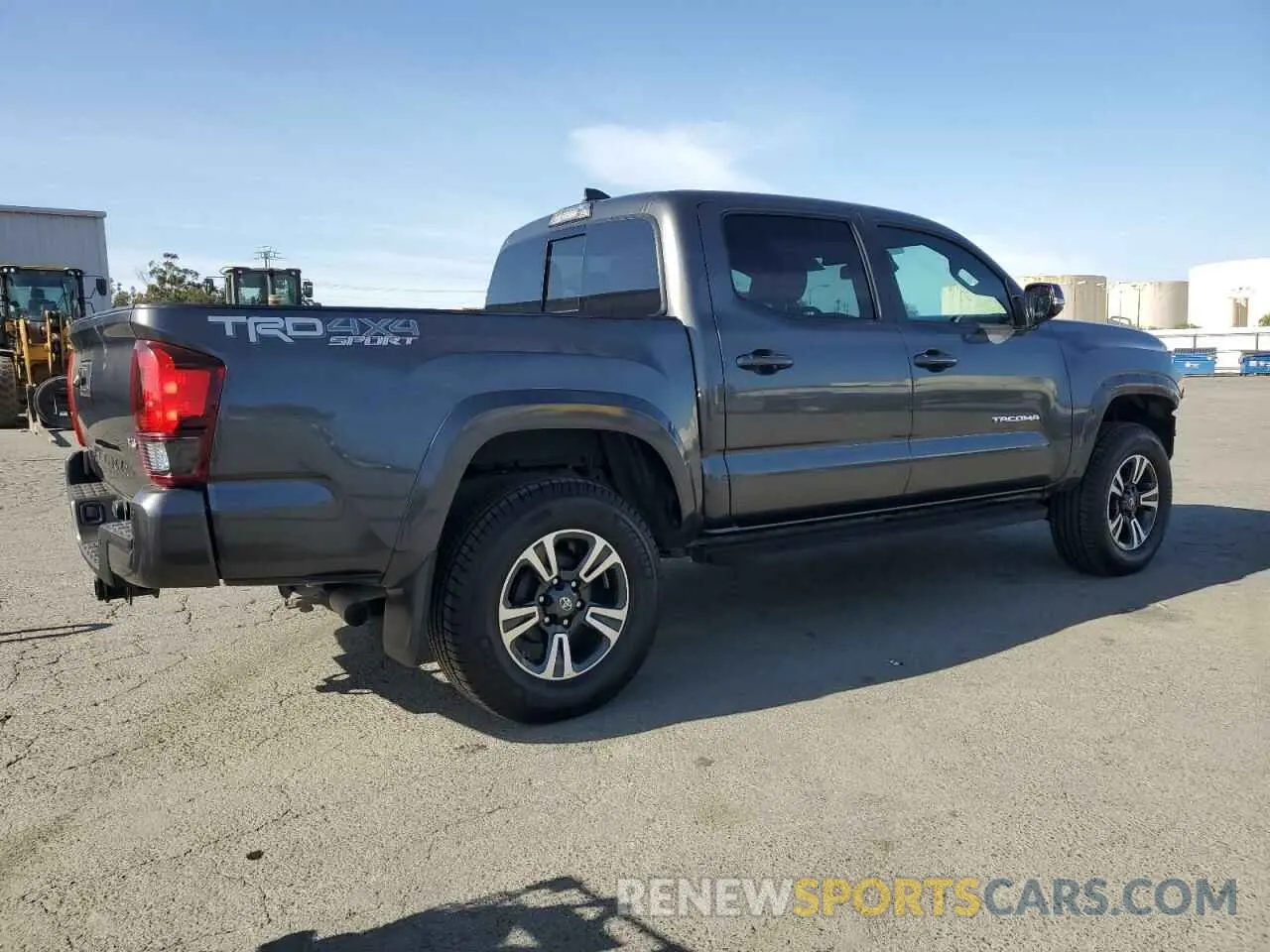 3 fotografías del automóvil dañado 3TMCZ5AN1KM191146 TOYOTA TACOMA 2019