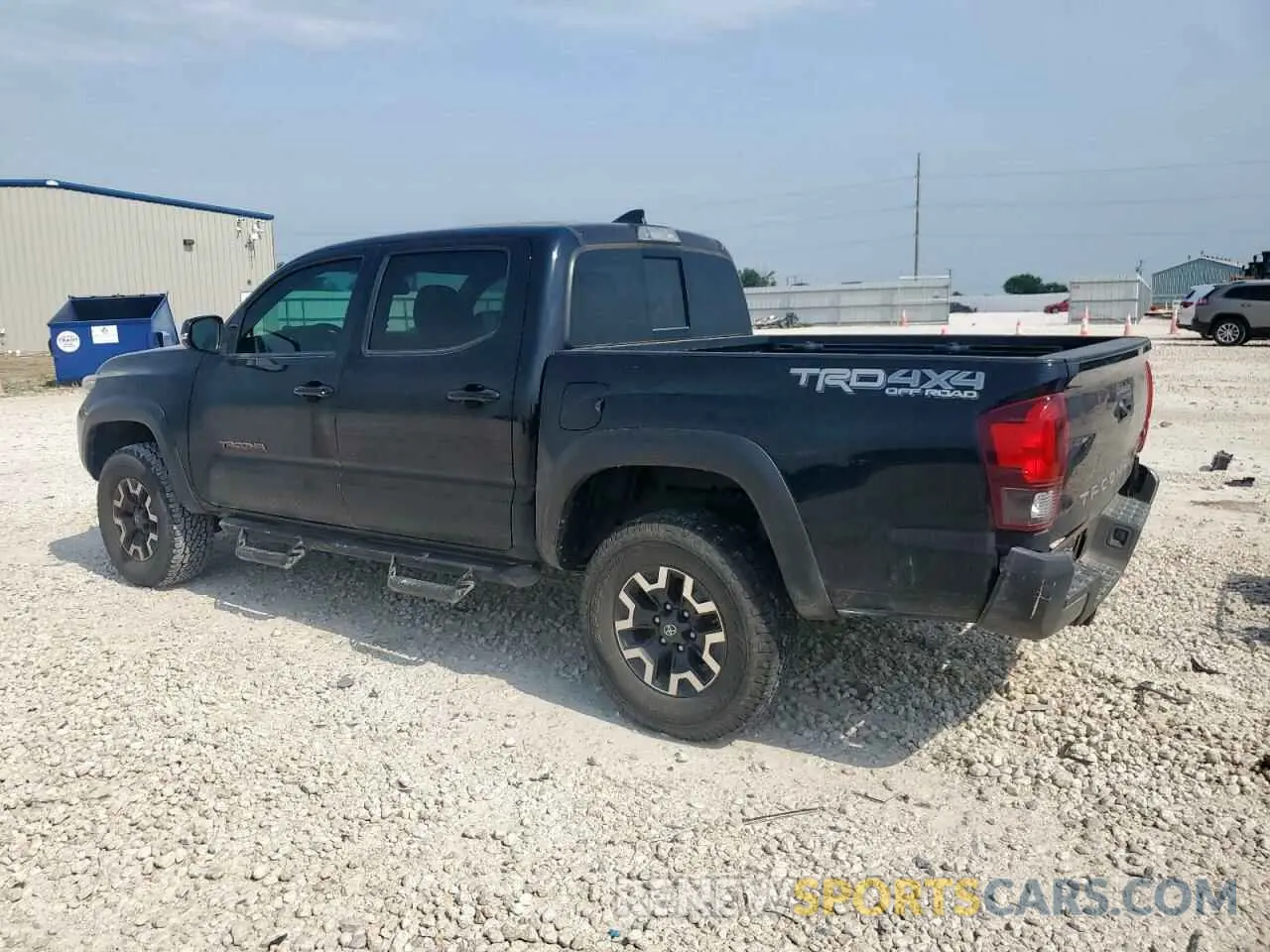 2 fotografías del automóvil dañado 3TMCZ5AN1KM195374 TOYOTA TACOMA 2019