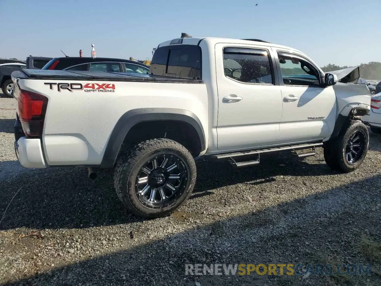3 fotografías del automóvil dañado 3TMCZ5AN1KM209547 TOYOTA TACOMA 2019