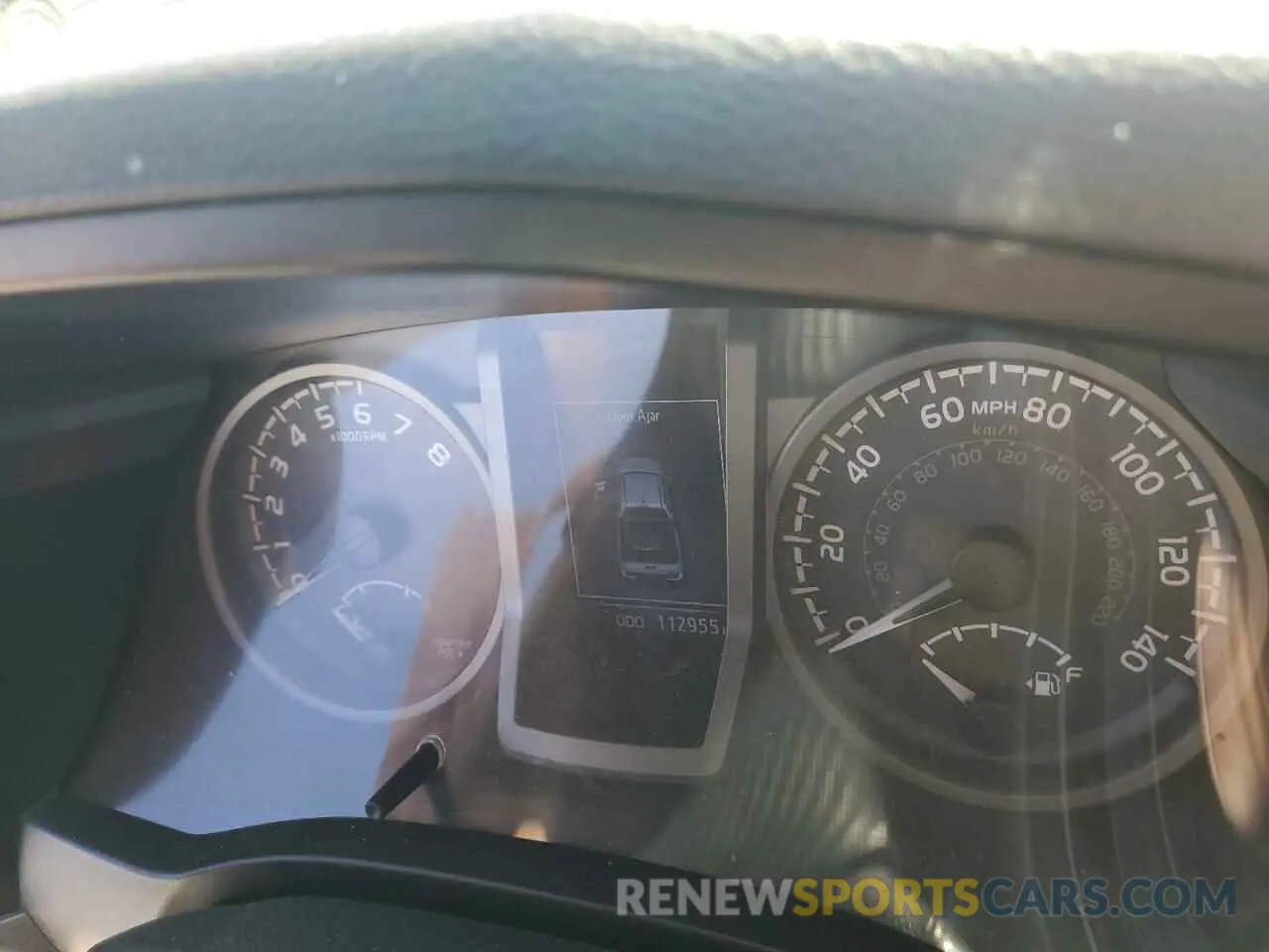 9 fotografías del automóvil dañado 3TMCZ5AN1KM209547 TOYOTA TACOMA 2019