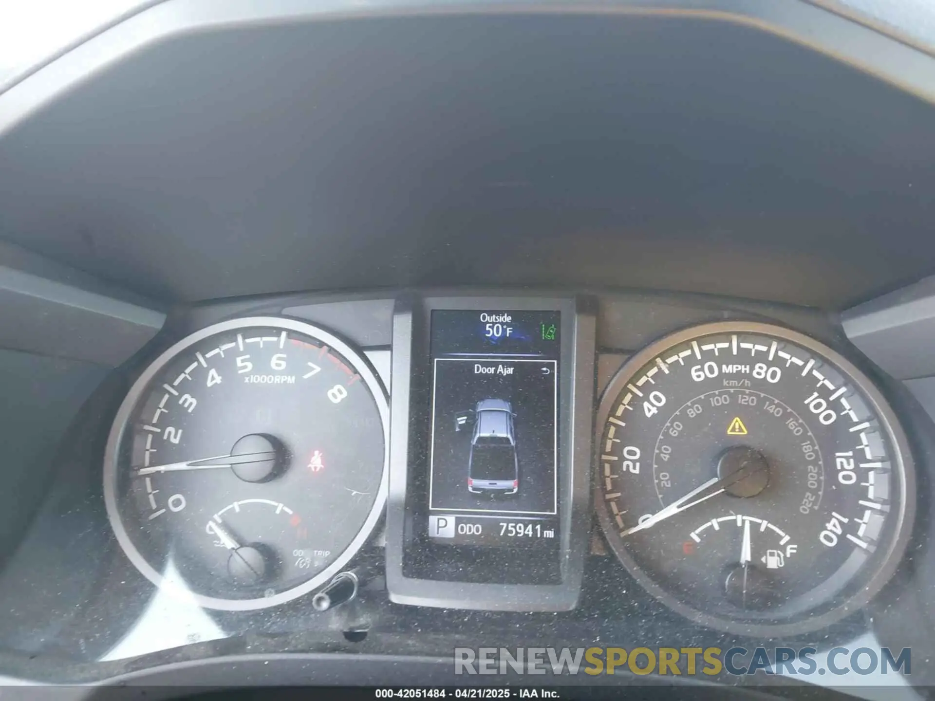 7 fotografías del automóvil dañado 3TMCZ5AN1KM210911 TOYOTA TACOMA 2019