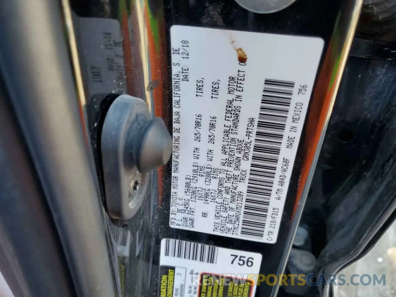 13 fotografías del automóvil dañado 3TMCZ5AN1KM213209 TOYOTA TACOMA 2019