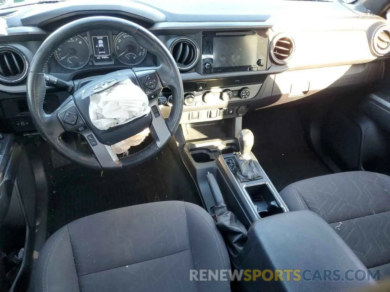 8 fotografías del automóvil dañado 3TMCZ5AN1KM213209 TOYOTA TACOMA 2019
