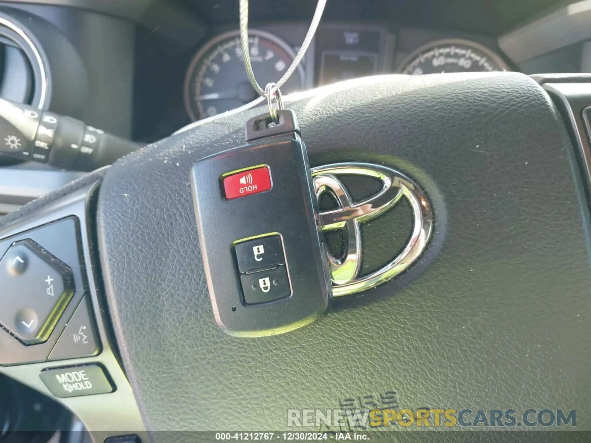 11 fotografías del automóvil dañado 3TMCZ5AN1KM233279 TOYOTA TACOMA 2019