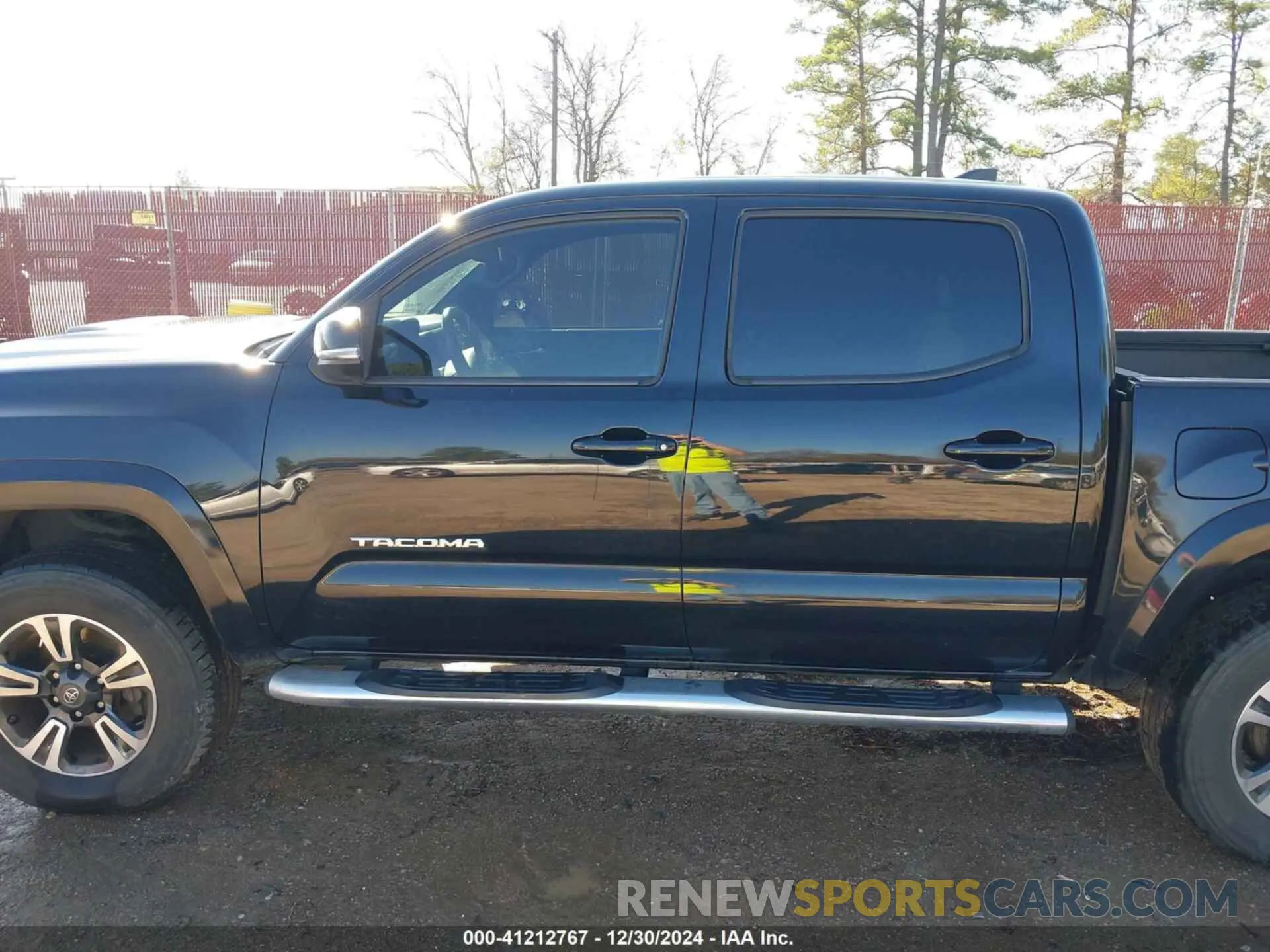 15 fotografías del automóvil dañado 3TMCZ5AN1KM233279 TOYOTA TACOMA 2019