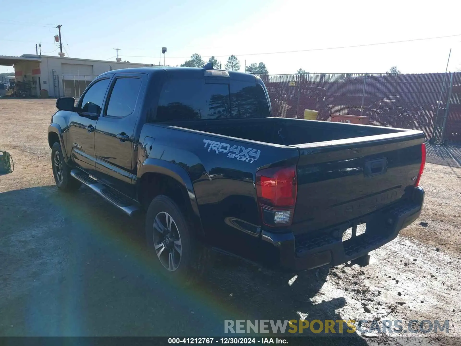 3 fotografías del automóvil dañado 3TMCZ5AN1KM233279 TOYOTA TACOMA 2019