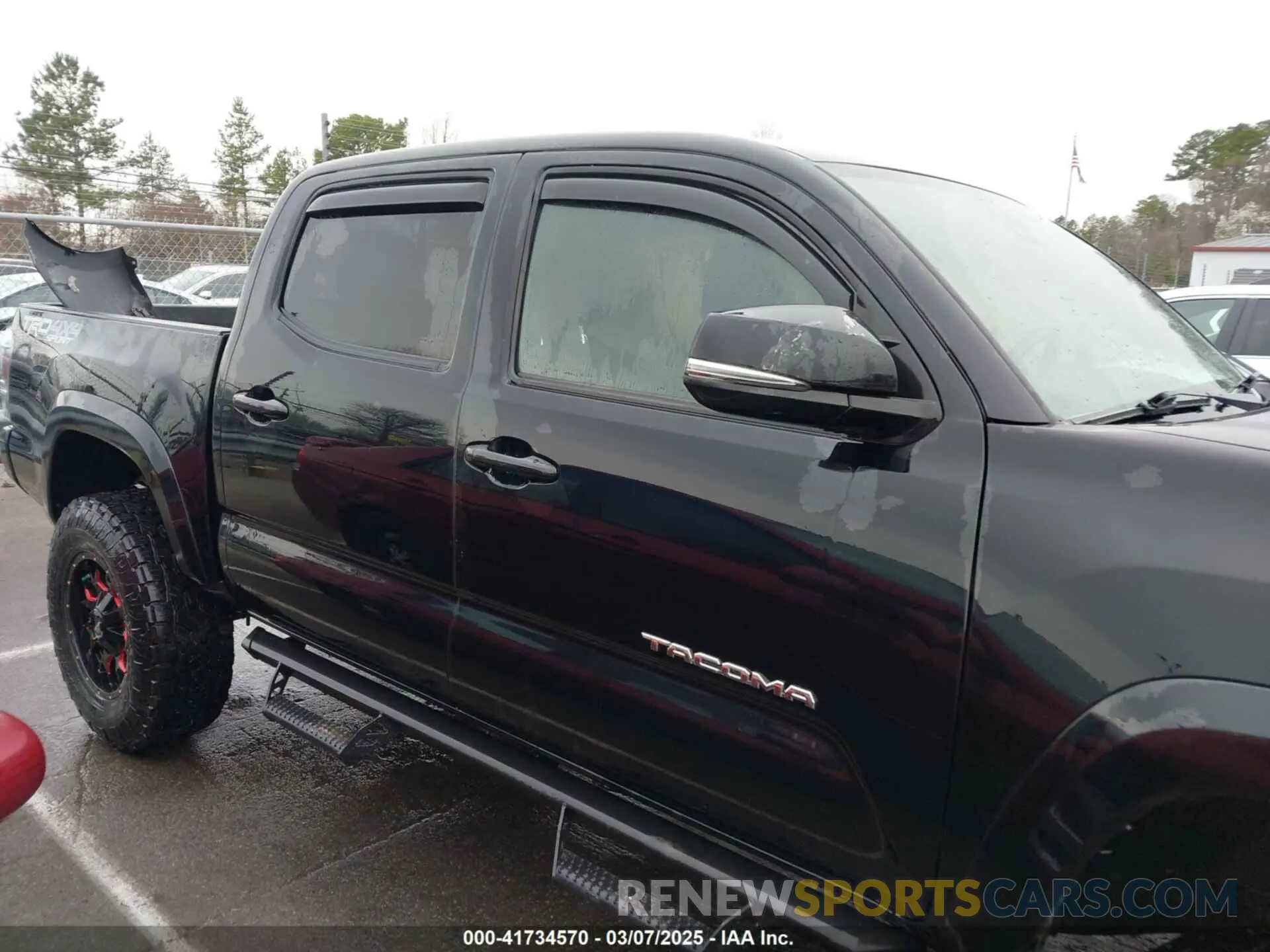 13 fotografías del automóvil dañado 3TMCZ5AN1KM247618 TOYOTA TACOMA 2019