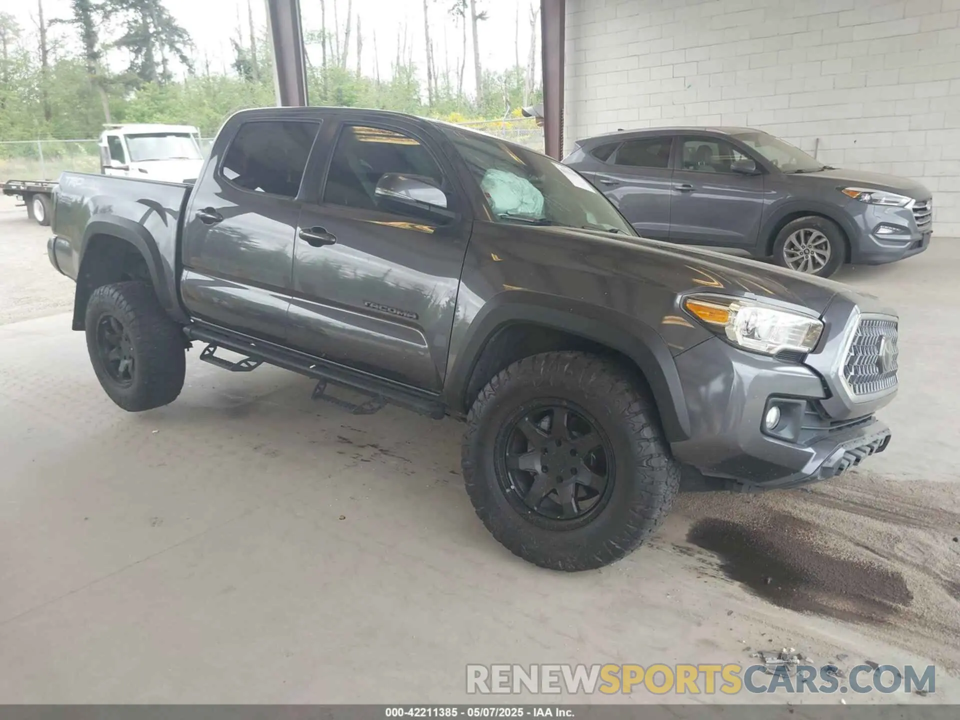 1 fotografías del automóvil dañado 3TMCZ5AN1KM257081 TOYOTA TACOMA 2019