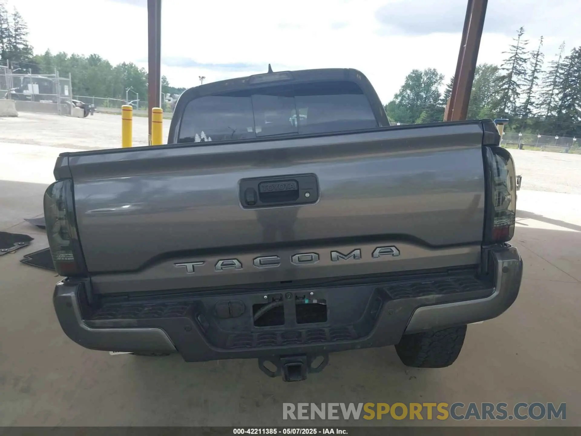 17 fotografías del automóvil dañado 3TMCZ5AN1KM257081 TOYOTA TACOMA 2019