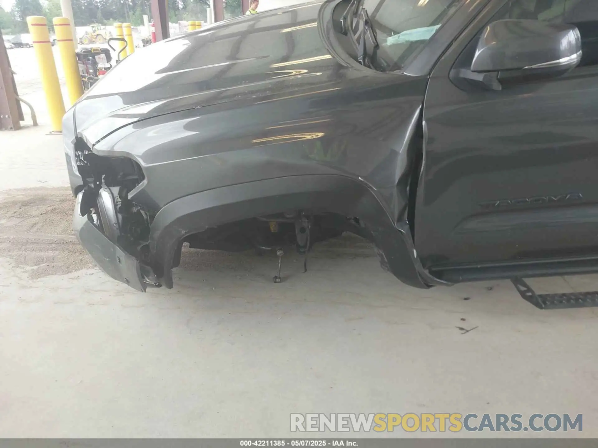 6 fotografías del automóvil dañado 3TMCZ5AN1KM257081 TOYOTA TACOMA 2019