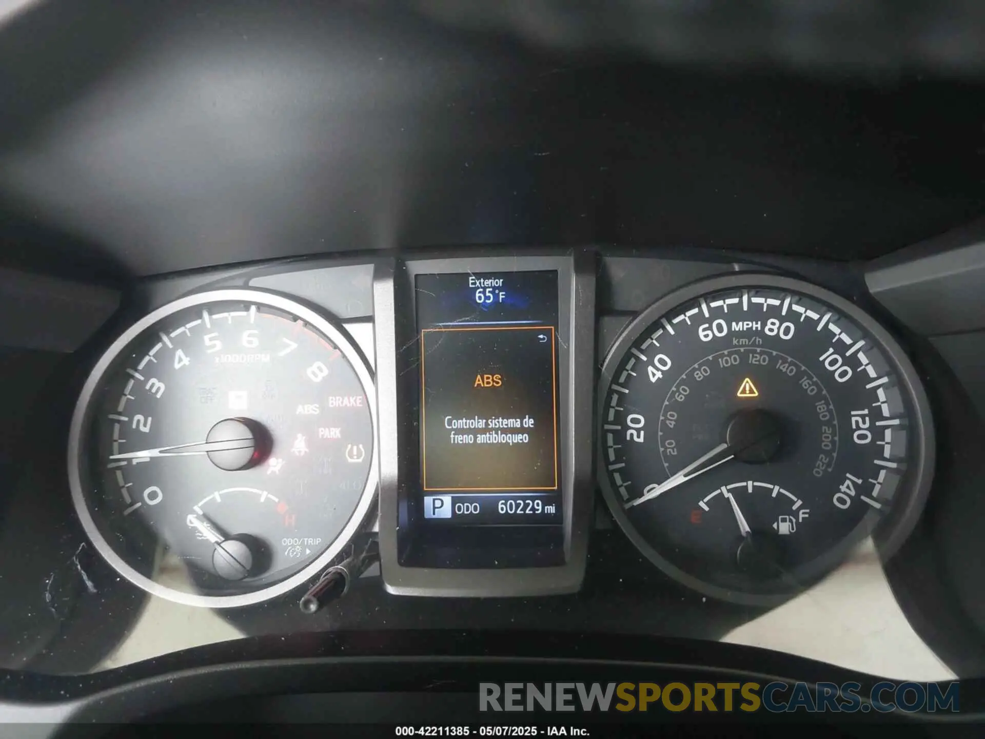7 fotografías del automóvil dañado 3TMCZ5AN1KM257081 TOYOTA TACOMA 2019