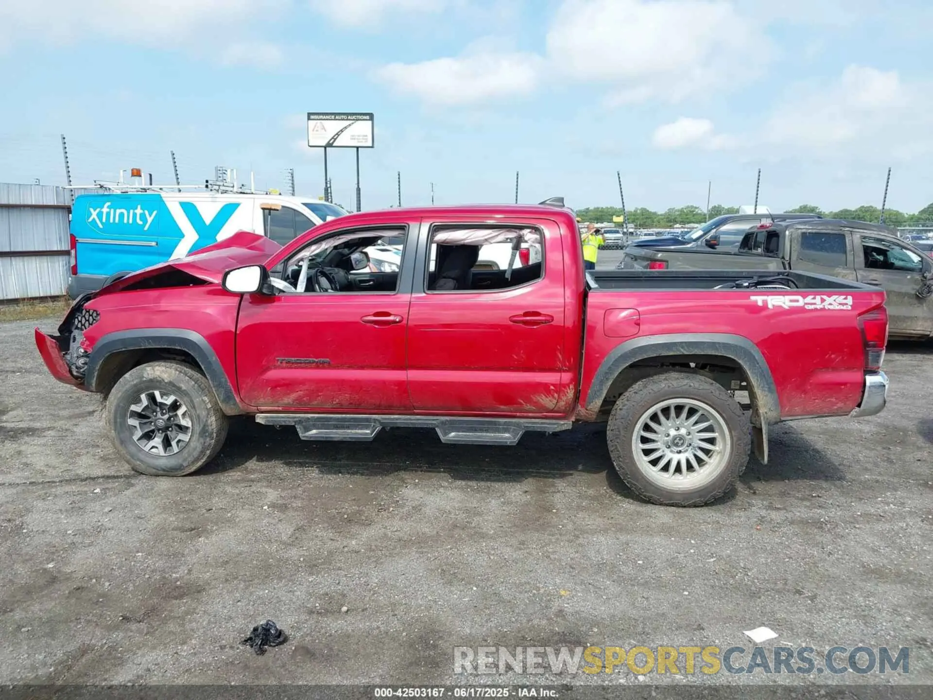 13 fotografías del automóvil dañado 3TMCZ5AN1KM260014 TOYOTA TACOMA 2019