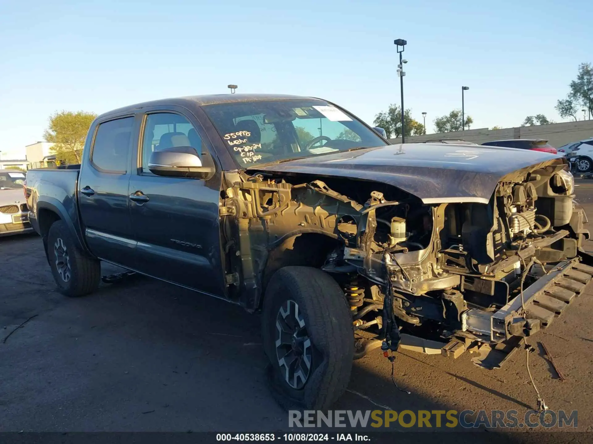 6 fotografías del automóvil dañado 3TMCZ5AN1KM274544 TOYOTA TACOMA 2019