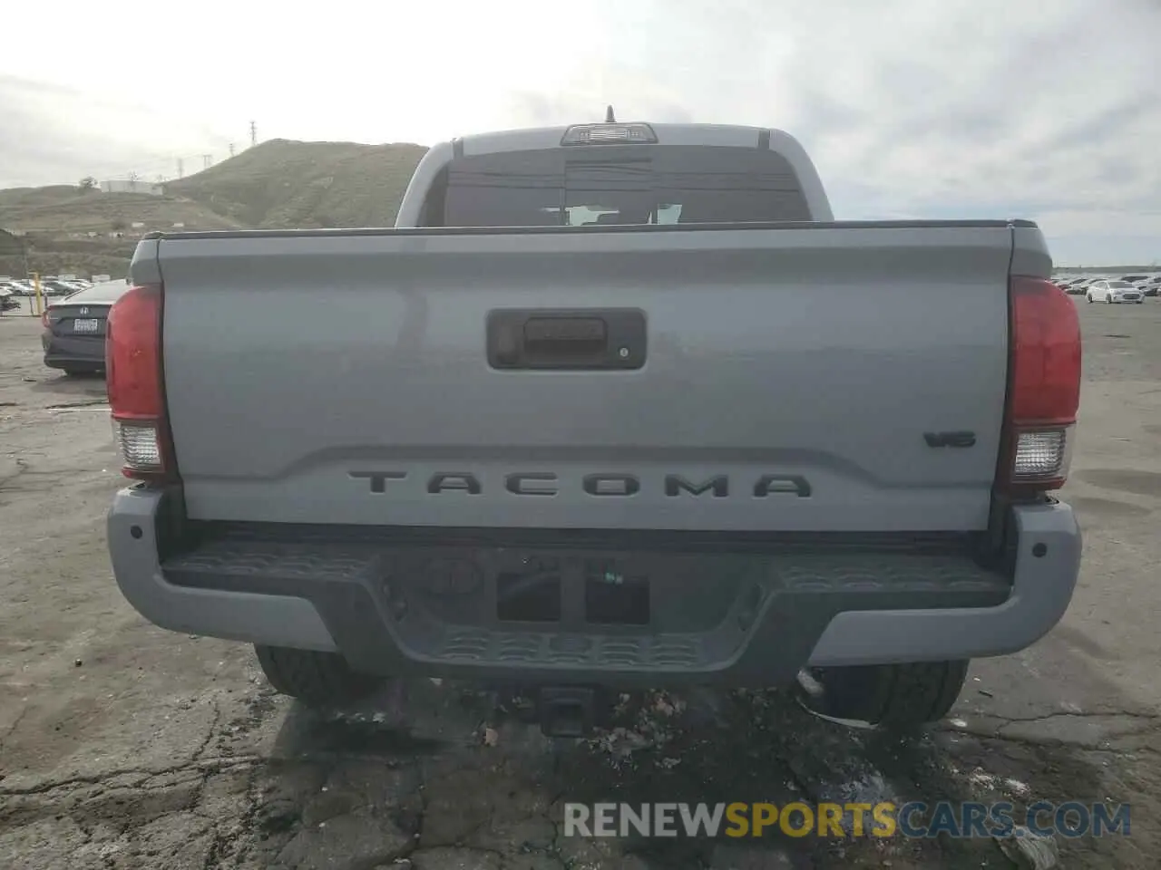 6 fotografías del automóvil dañado 3TMCZ5AN2KM192032 TOYOTA TACOMA 2019