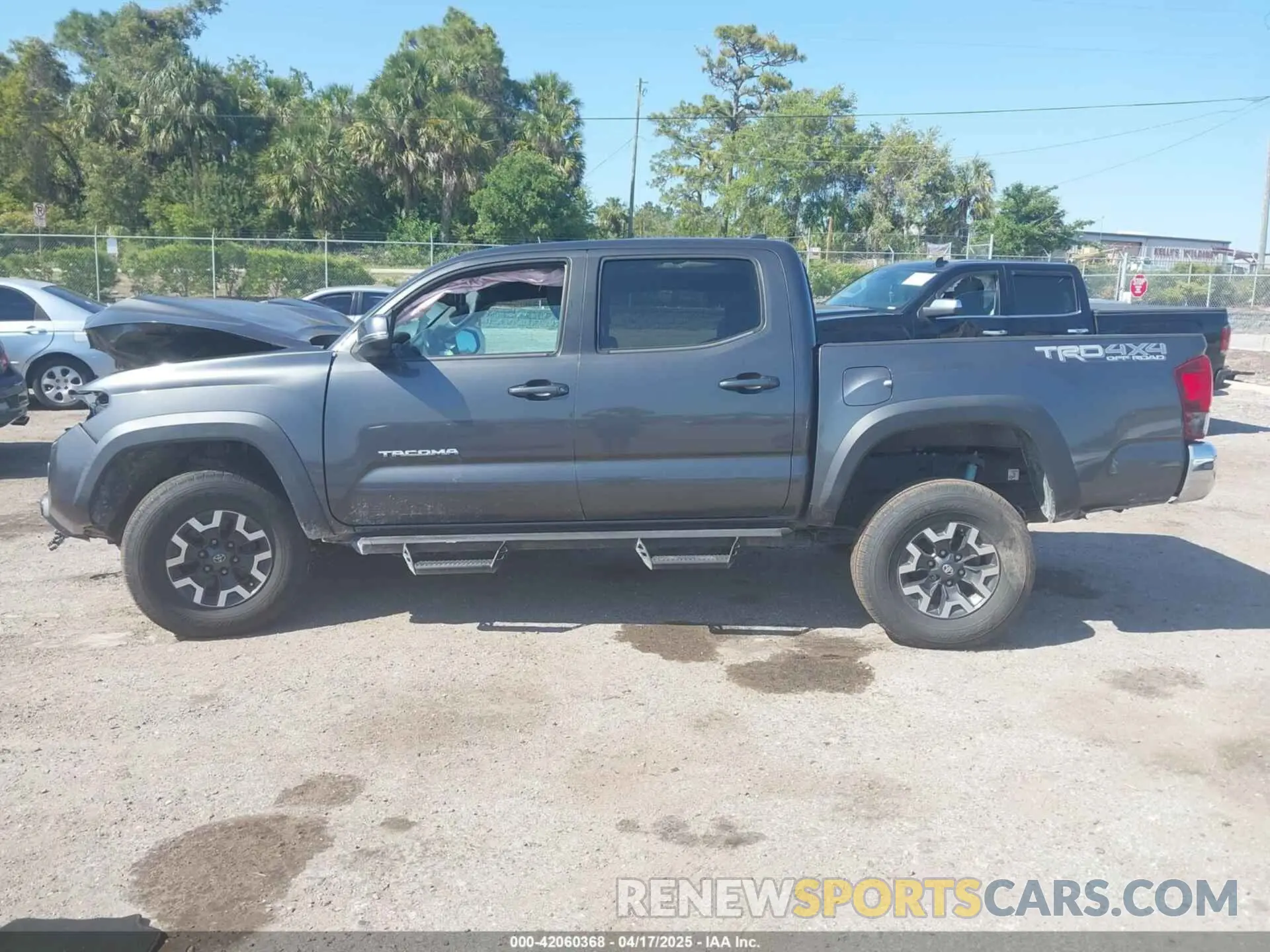 13 fotografías del automóvil dañado 3TMCZ5AN2KM192497 TOYOTA TACOMA 2019
