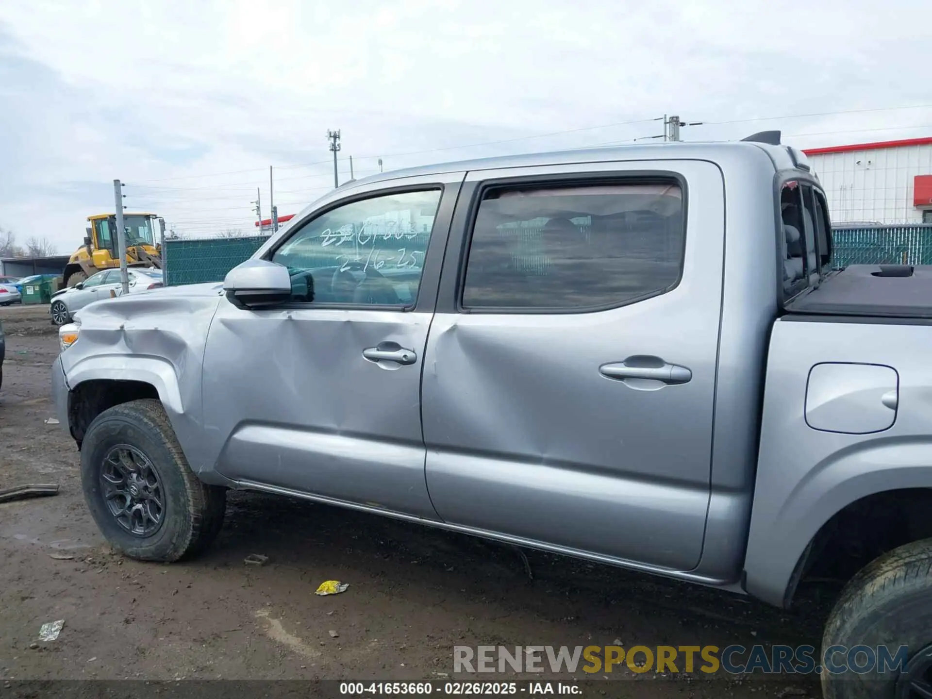 14 fotografías del automóvil dañado 3TMCZ5AN2KM198011 TOYOTA TACOMA 2019