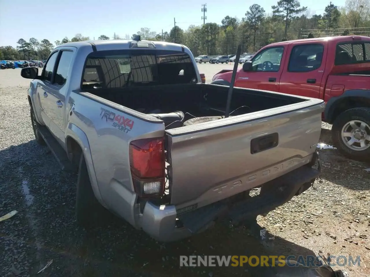 3 fotografías del automóvil dañado 3TMCZ5AN2KM212408 TOYOTA TACOMA 2019
