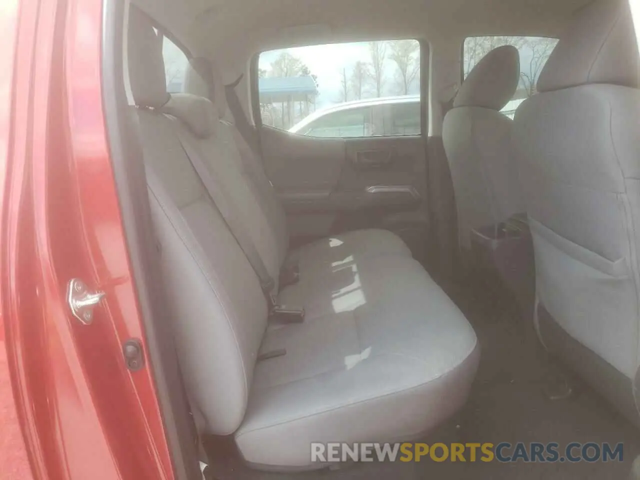 10 fotografías del automóvil dañado 3TMCZ5AN2KM217172 TOYOTA TACOMA 2019